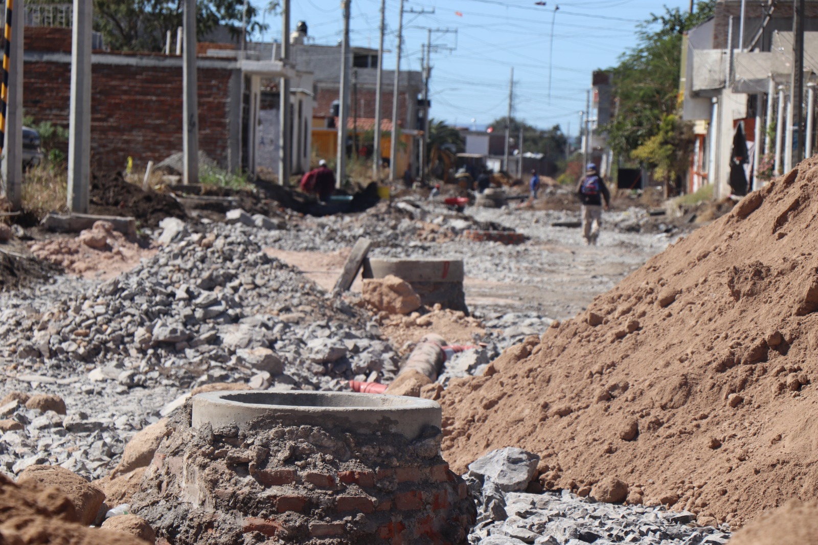 Arranca la obra de pavimentación de la calle principal de la Colonia Ampliación Las Palmas.