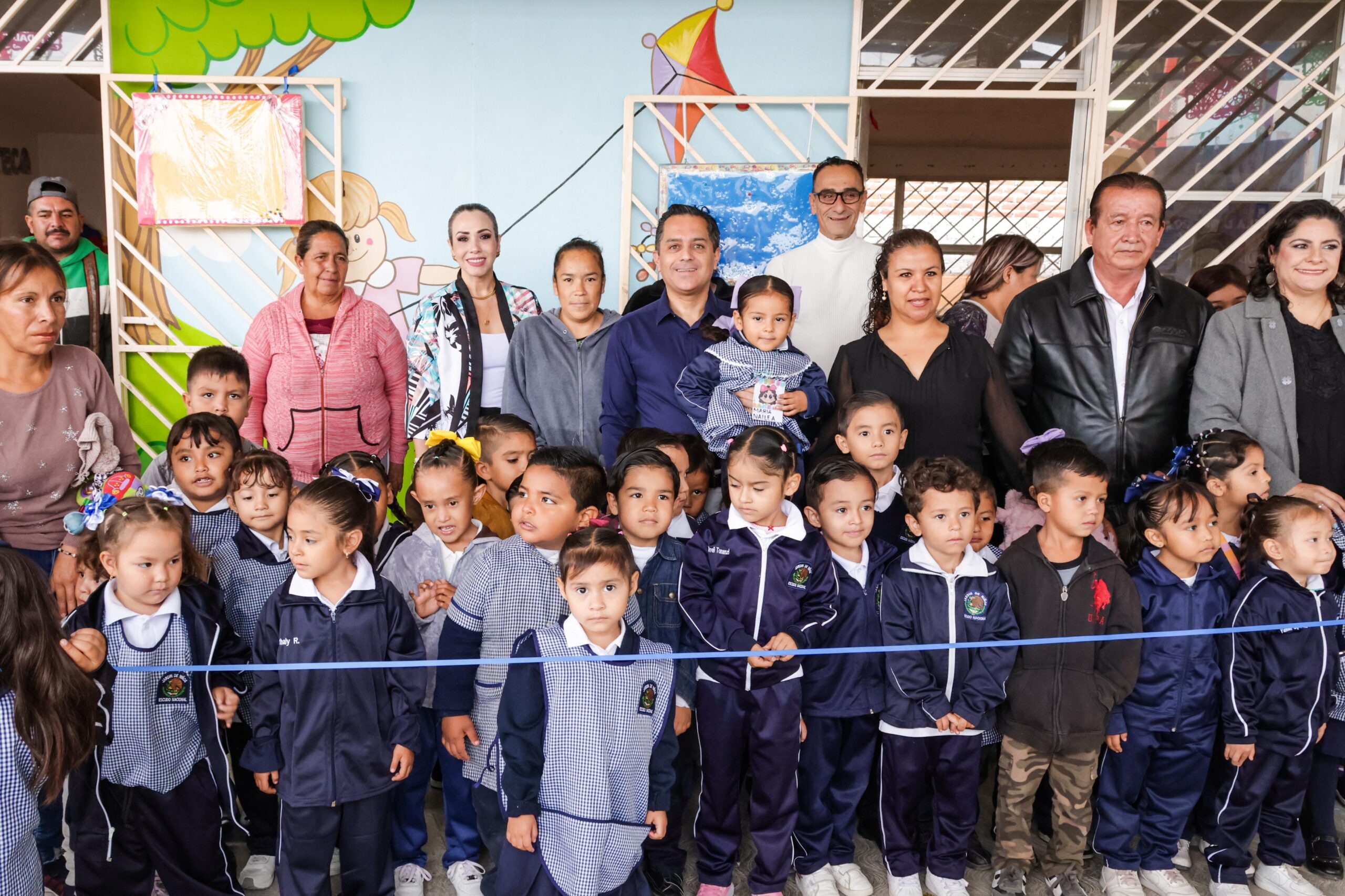 ENTREGAN REHABILITACIÓN DEL JARDIN DE NIÑOS “ESCUDO NACIONAL.