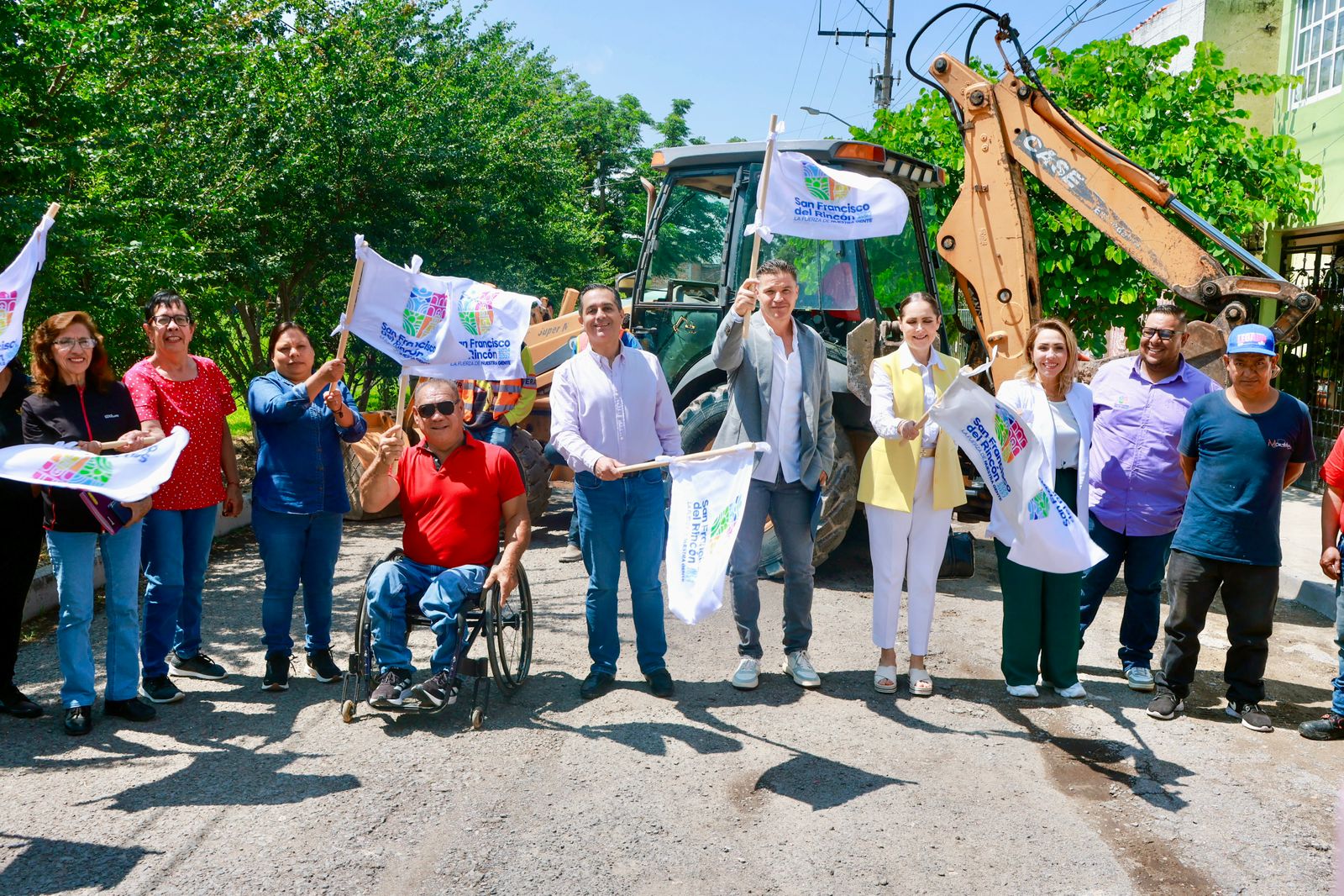 Arranca rehabilitación de calle Jerónimo Joseph en Villas de San Miguel, San Francisco del Rincón