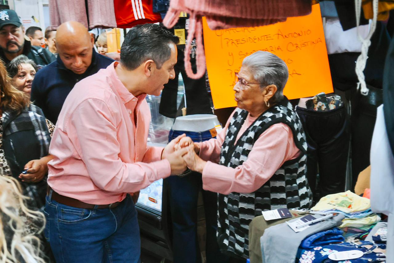 Supervisión de avances en la rehabilitación del Mercado Municipal Luis H. Ducoing.